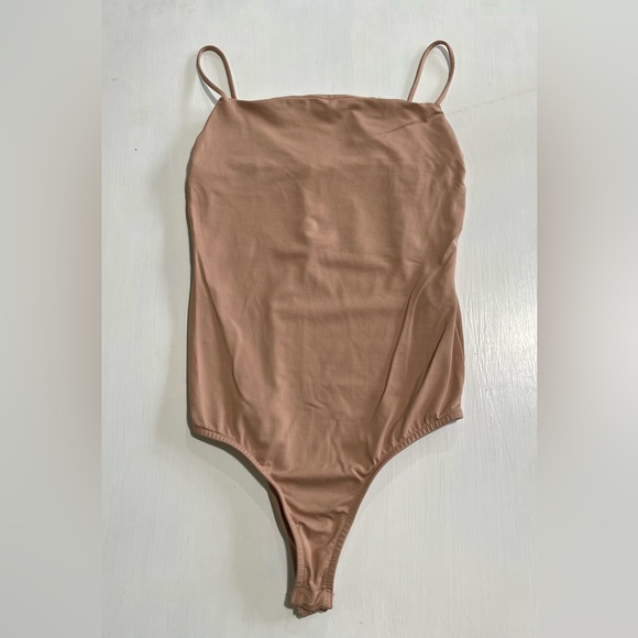 Zara Tops - zara bodysuit